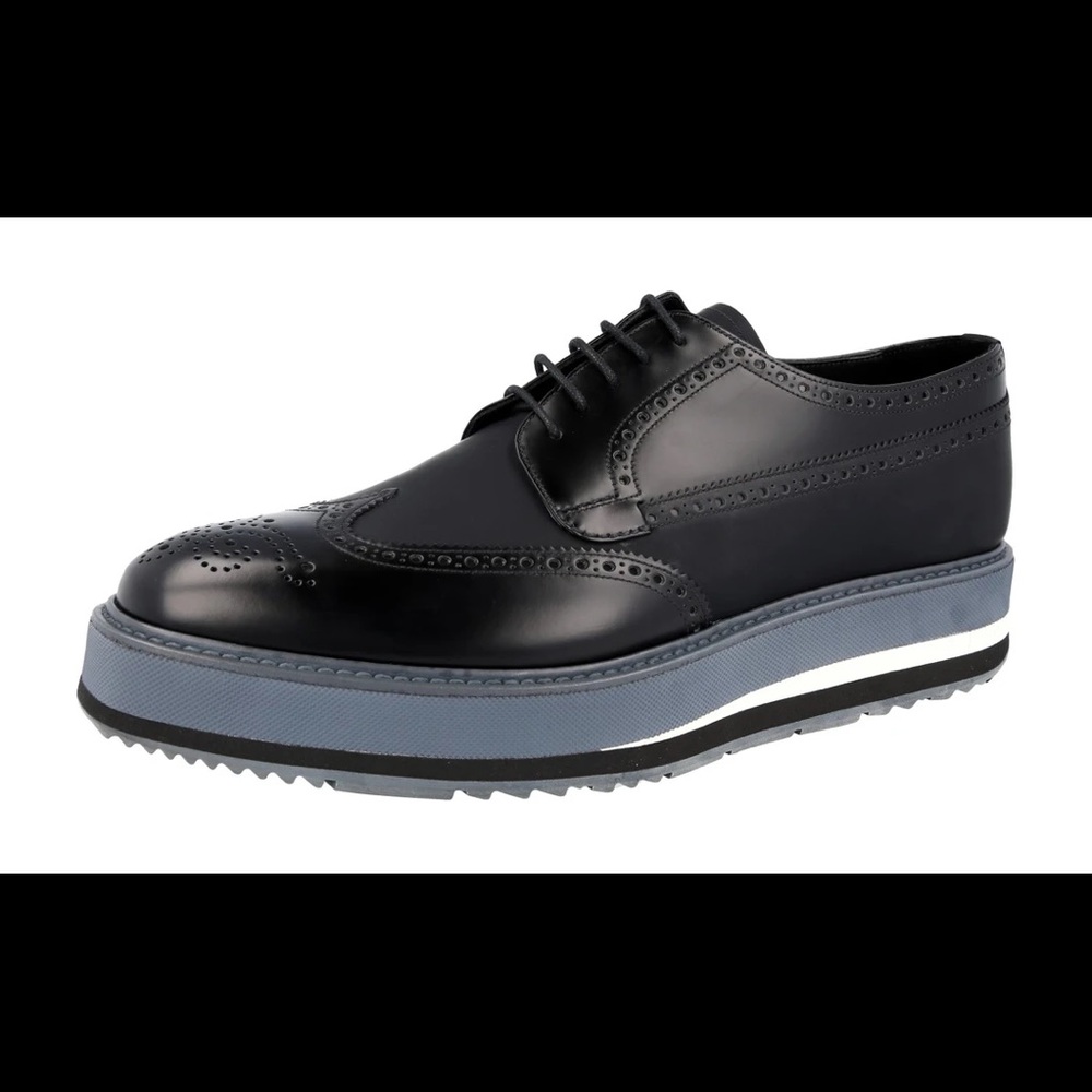 Men’s PRADA Oxfords - Picture 5 of 7